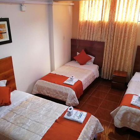 Victtorios Hotel Satipo Eksteriør bilde