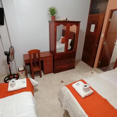 Victtorios Hotel Satipo Eksteriør bilde
