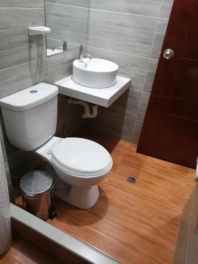Victtorios Hotel Satipo Eksteriør bilde